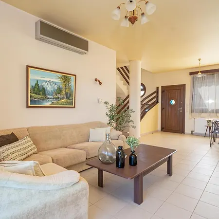 Kandia I * Αγία Ευφημία